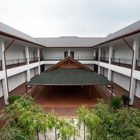 Pp Garden Home