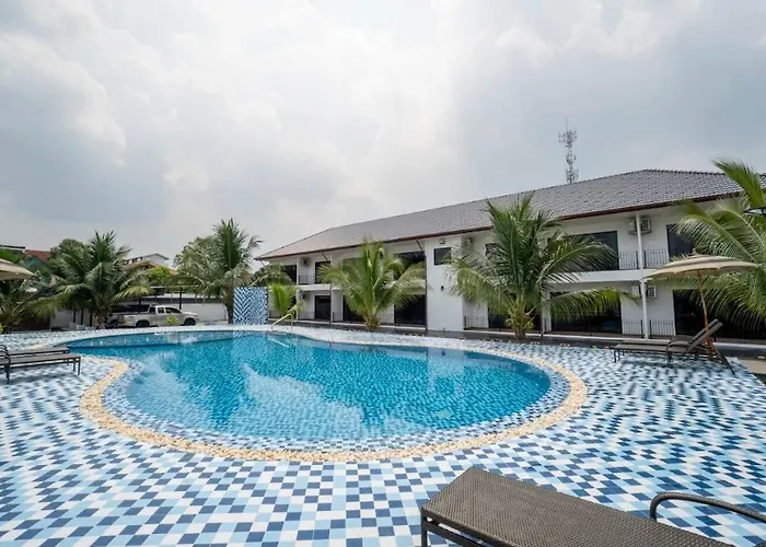 Pp Garden Hotel 4*